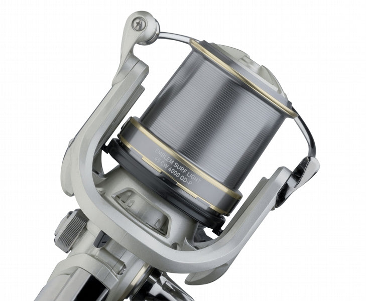 Chargez l'image dans la visionneuse de la galerie, Daiwa Emblem Surf Light 45 Cw Qd