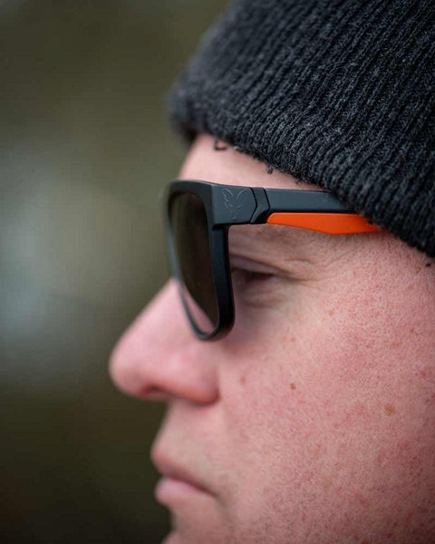 Carica immagine in Galleria Viewer, Fox Collection Black & Orange Shades – Grey Lens