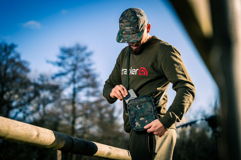Carica immagine in Galleria Viewer, Trakker NXC Essentials Bag