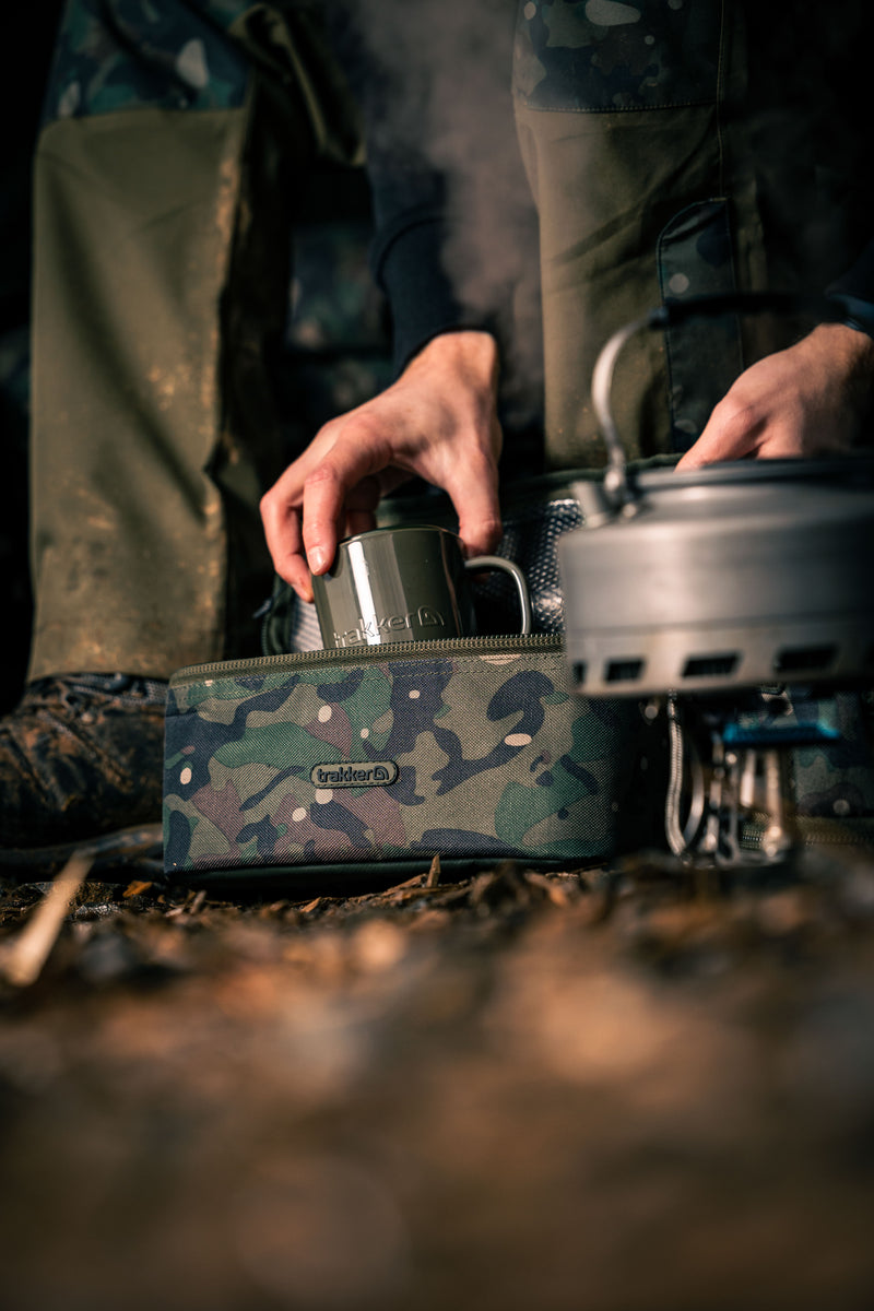 Chargez l'image dans la visionneuse de la galerie, Trakker NXC Camo Brew Kit - Ensemble Complet de Boissons Chaudes avec Tasses et Récipients