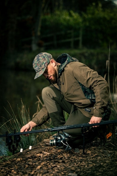Laden Sie das Bild in Galerie -Viewer, Trakker Techpro Half-Zip Hoody