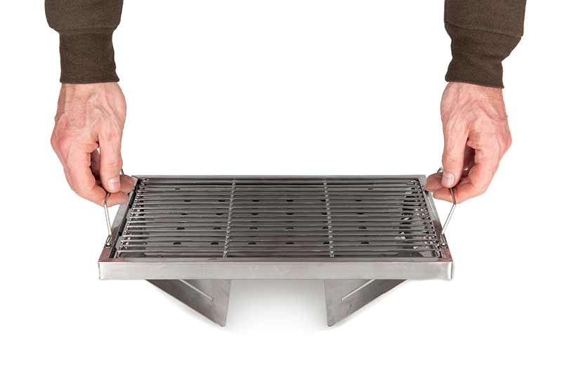 Carica immagine in Galleria Viewer, Fox Cookware Foldable BBQ - Barbecue Pieghevole Compatto per Carpfishing