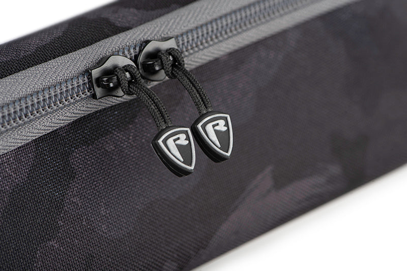 Laden Sie das Bild in Galerie -Viewer, Fox Rage Voyager Camo Hard Spinnerbait Wallet