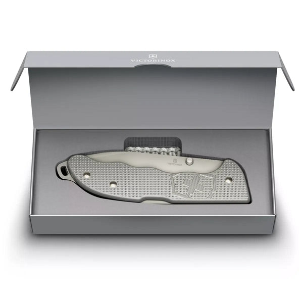 Laden Sie das Bild in Galerie -Viewer, Victorinox Evoke Alox Argento