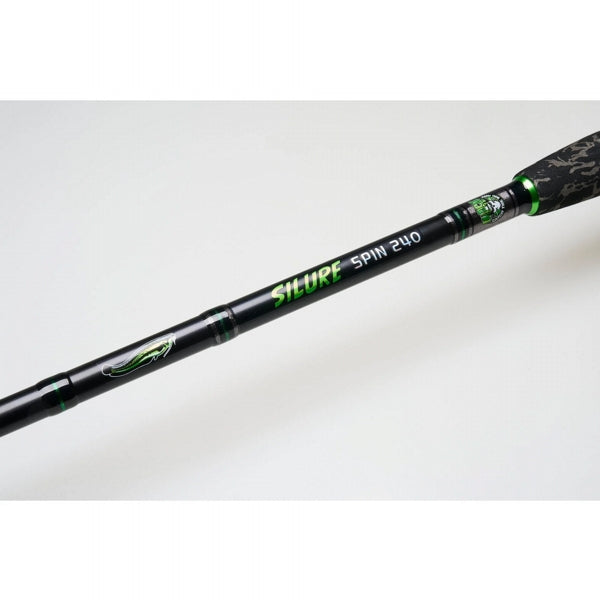 Laden Sie das Bild in Galerie -Viewer, Madcat Silure Spin 240 50-150g 5000 Combo