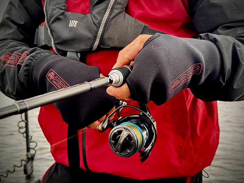 Laden Sie das Bild in Galerie -Viewer, Fox Rage Pro Series Neoprene Mitts
