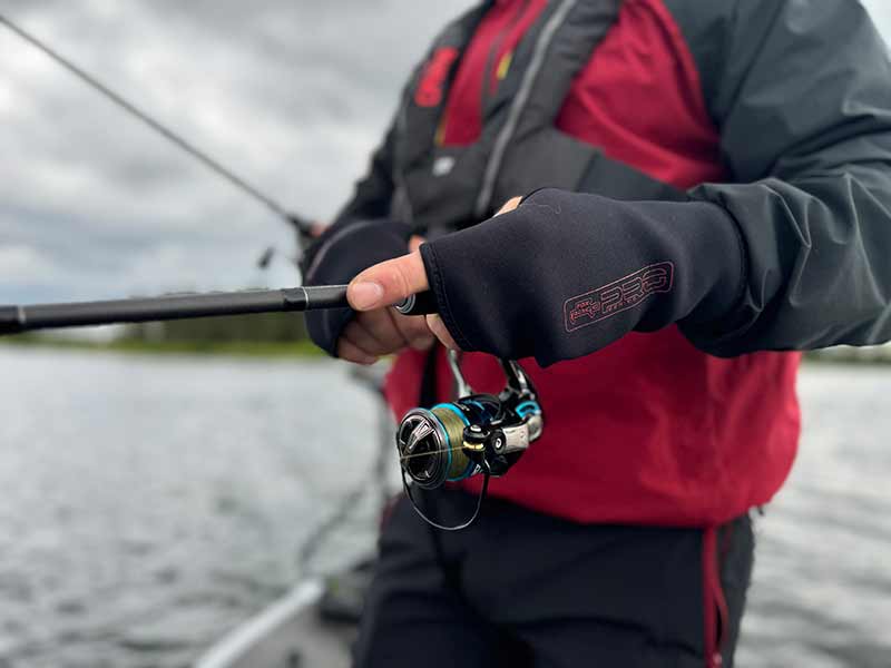 Laden Sie das Bild in Galerie -Viewer, Fox Rage Pro Series Neoprene Mitts