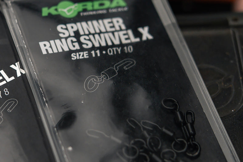 Laden Sie das Bild in Galerie -Viewer, Korda Spinner Ring Swivel X / Girella Spinner con Anello - Misura 11