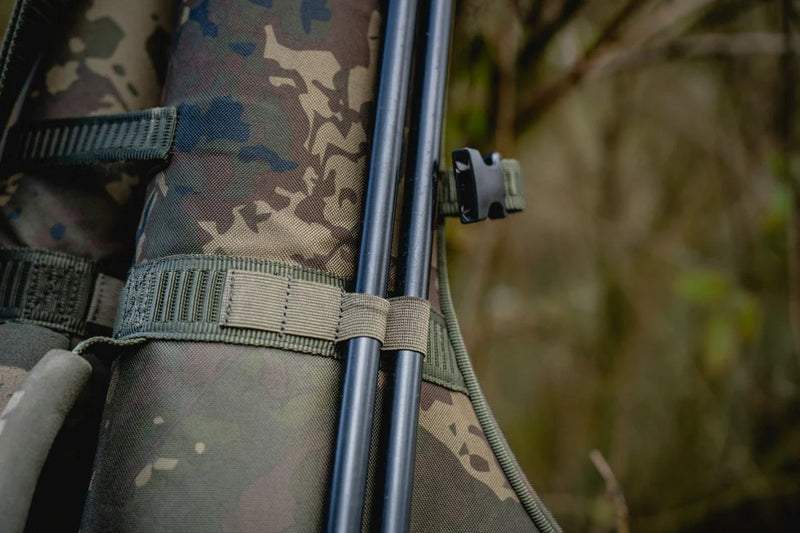 Laden Sie das Bild in Galerie -Viewer, Nash Subterfuge Hi Protect Rod Skin 3 Canne - Fodero Porta Canne