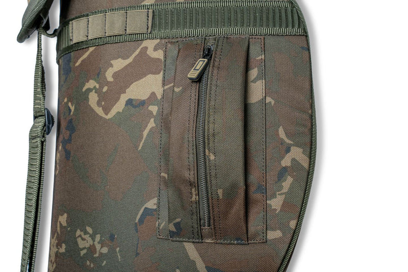 Laden Sie das Bild in Galerie -Viewer, Nash Subterfuge Hi Protect Rod Skin 3 Canne - Fodero Porta Canne
