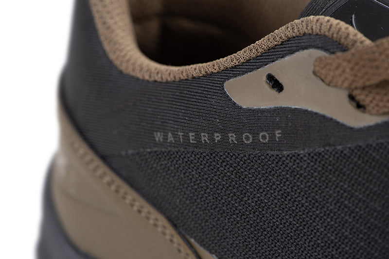 Laden Sie das Bild in Galerie -Viewer, Fox Explorer Trainer V2 - Scarpa Impermeabile Nero/Khaki