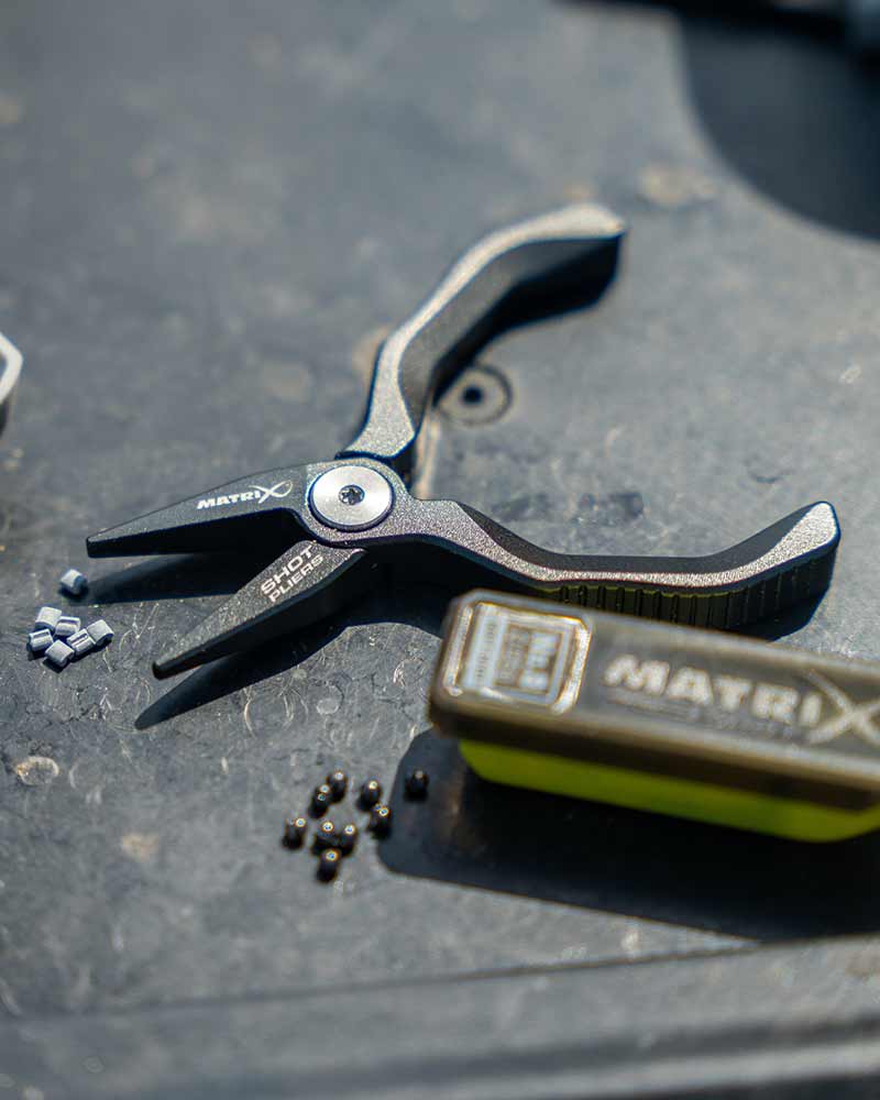 Laden Sie das Bild in Galerie -Viewer, Matrix Mini Shot Pliers