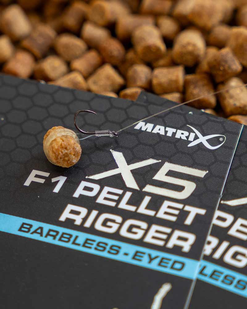 Carica immagine in Galleria Viewer, Matrix X5 - F1 Pellet Rigger Hooks Barbless Eyed