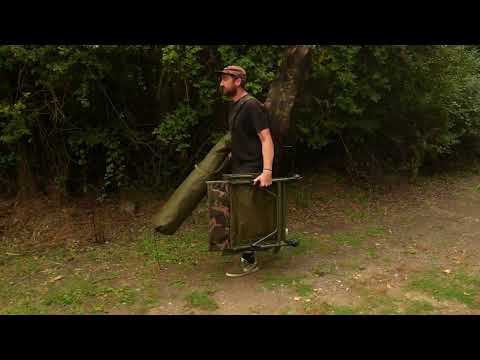 Carica e riproduci video in Gallery Viewer, Fox Duralite Recliner Arm Chairs