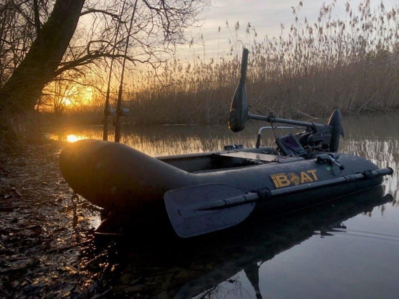 Chargez l'image dans la visionneuse de la galerie, Iboat 160 Génération 5 Superlight (7 kg) Carbon Black
