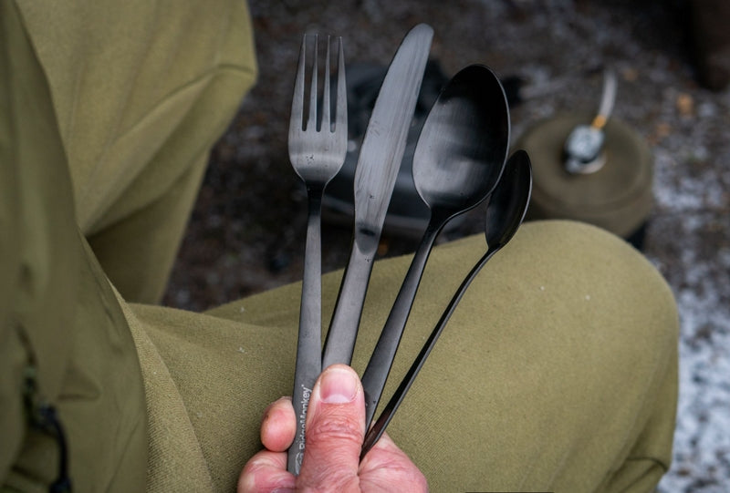 Laden Sie das Bild in Galerie -Viewer, Ridge Monkey Dlx Cutlery Set
