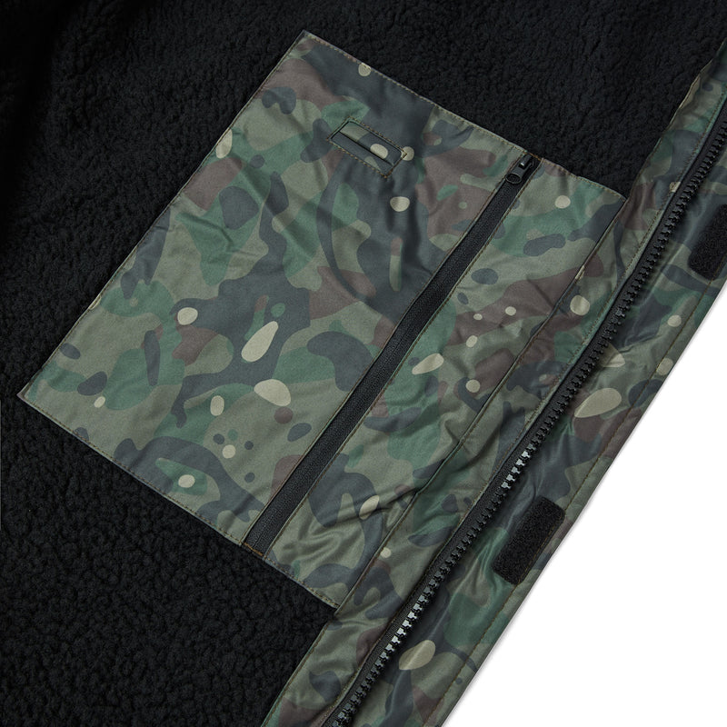 Laden Sie das Bild in Galerie -Viewer, Trakker CR Camo Robes
