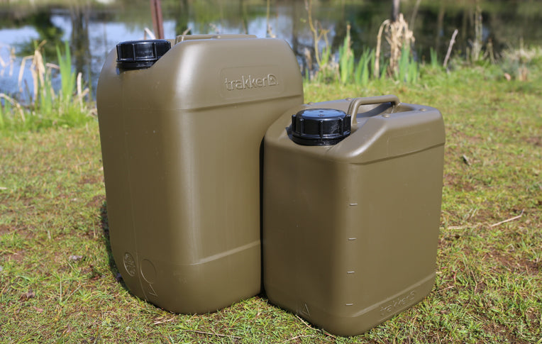 Load image into Gallery viewer, Trakker Water Carrier
