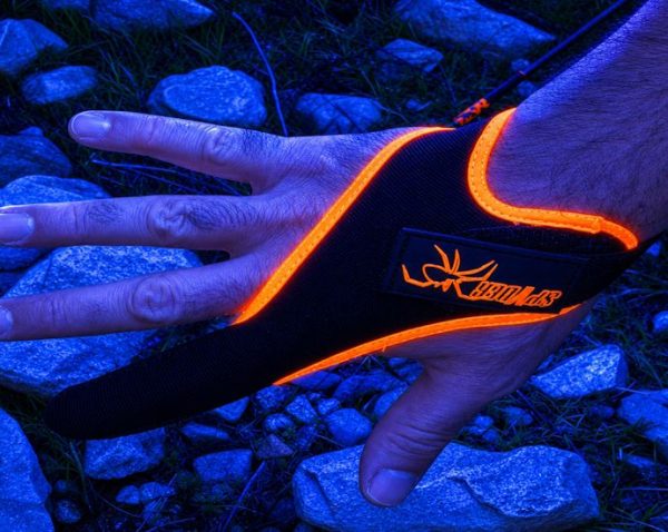 Load image into Gallery viewer, SpYder Advance Kevlar Casting Glove / Guanto da lancio
