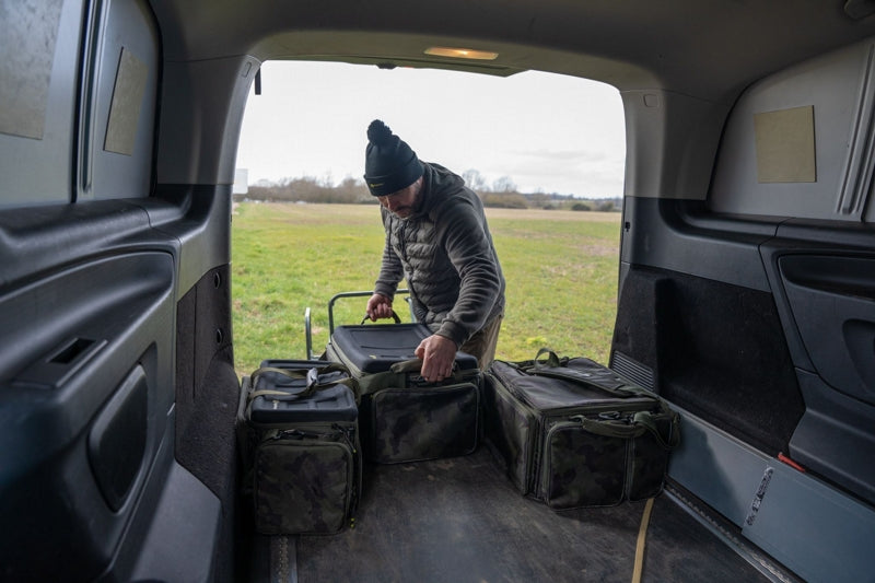 Load image into Gallery viewer, RIDGE MONKEY Ruggage Barrow Bag - 80L Carp Fishing Barrow Bag
