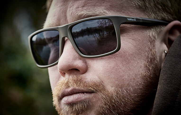Laden Sie das Bild in Galerie -Viewer, Trakker Classic Sunglasses
