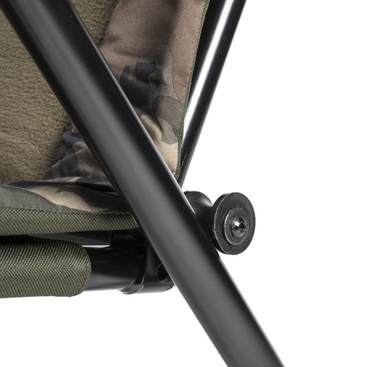 Kevin Nash Bank Life Reclining Chair Camo