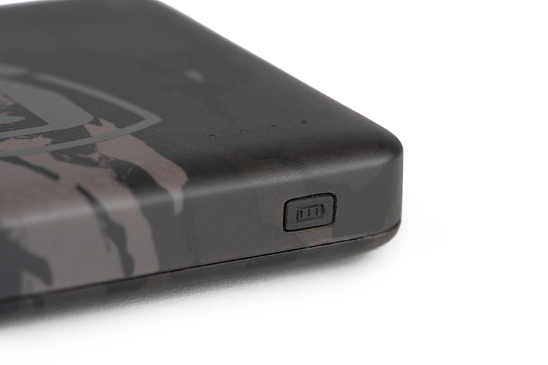 Load image into Gallery viewer, Fox Rage Power Bank 10k
