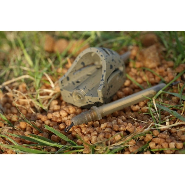 Laden Sie das Bild in Galerie -Viewer, Guru Hybrid Pellet Feeder Inline
