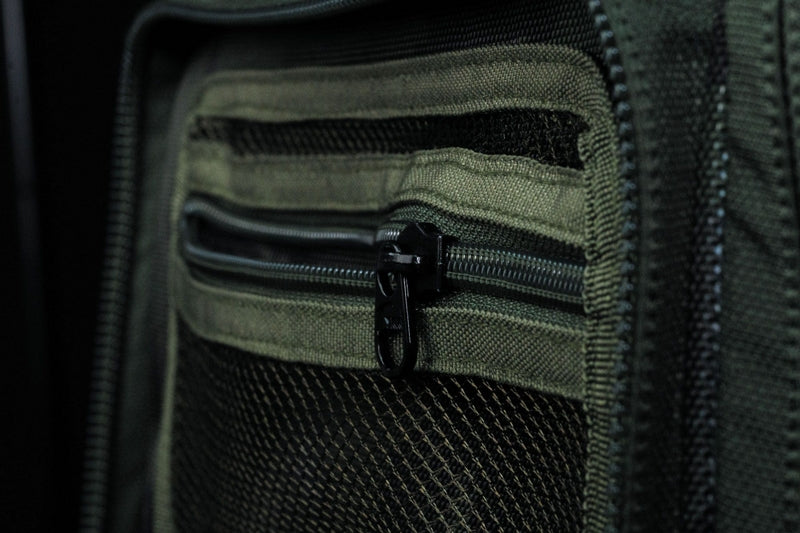 Load image into Gallery viewer, RIDGE MONKEY Ruggage Barrow Bag - 80L Carp Fishing Barrow Bag
