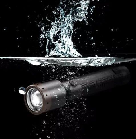 Led Lenser P6r Core & Wera