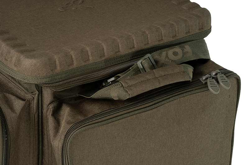 Laden Sie das Bild in Galerie -Viewer, Fox Voyager® Large Barrow Bag
