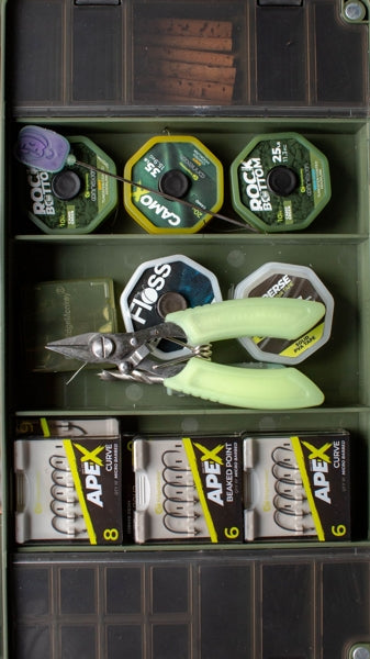 Carica immagine in Galleria Viewer, Ridge Monkey Armoury Lite Tackle Box
