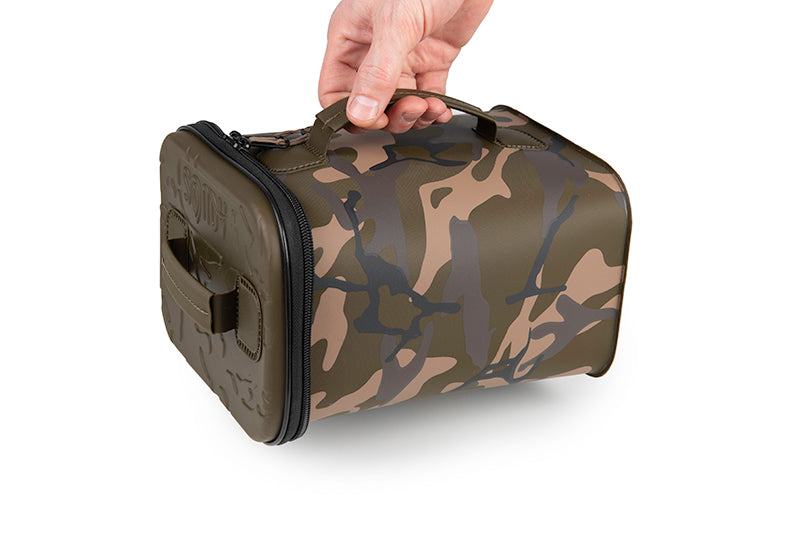 Laden Sie das Bild in Galerie -Viewer, Fox Aquos Camolite Multi Bag With Insert
