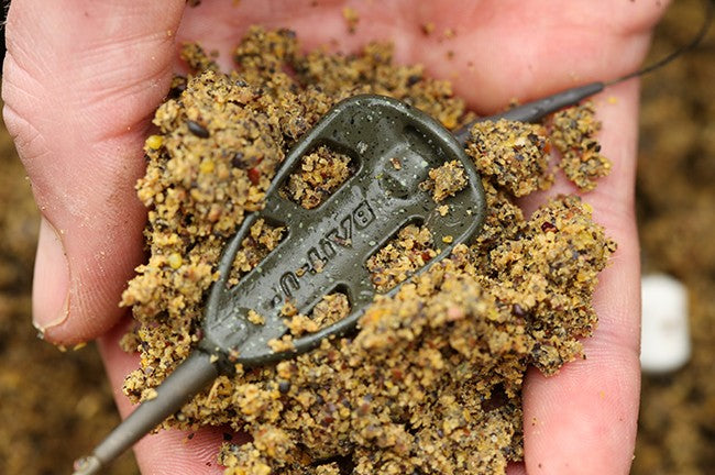 Load image into Gallery viewer, Korda Bait-Up Method Feeder
