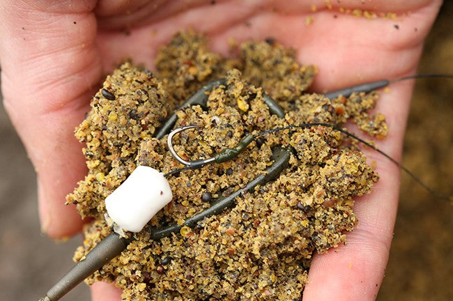 Load image into Gallery viewer, Korda Bait-Up Method Feeder

