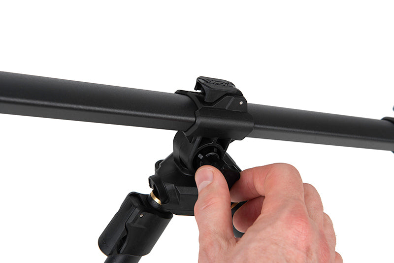 Carica immagine in Galleria Viewer, Fox EOS 2 &amp; 3 Rod Tripod - Rod Pod a Treppiede per Carpfishing
