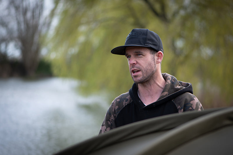 Carica immagine in Galleria Viewer, Fox Black Camo Snapback Hat
