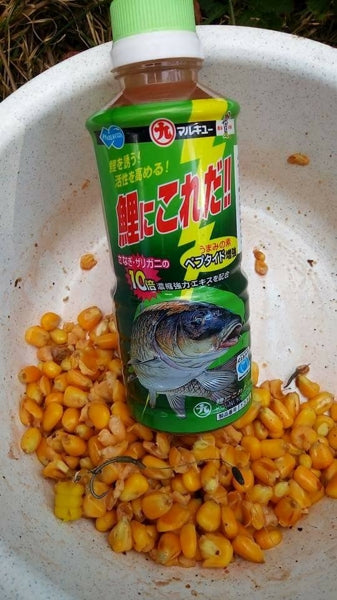 Carica immagine in Galleria Viewer, Marukyu Koi Ni Koreda Crayfish And Sanagi
