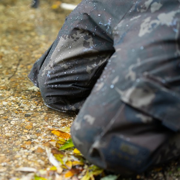Carica immagine in Galleria Viewer, Kevin Nash Zt Helluva Waterproof Trousers Camo
