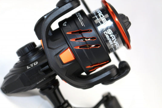Savage Gear Orange LTD - Mulinello da Pesca Edizione Limitata