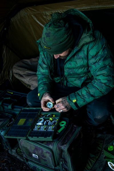 Carica immagine in Galleria Viewer, Ridge Monkey Armoury Lite Tackle Box

