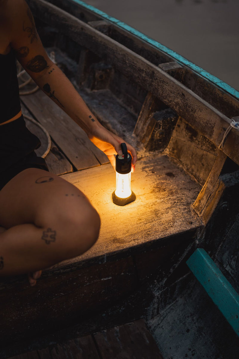 Carica immagine in Galleria Viewer, Led Lenser ML6 Warm Light
