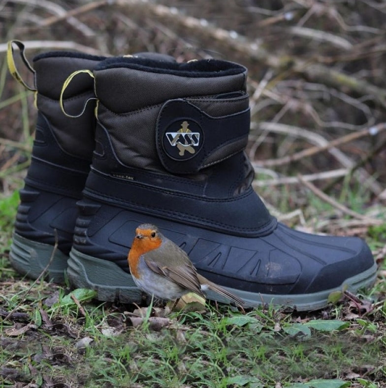 Load image into Gallery viewer, Vass 'All-Season' Fishing Boot

