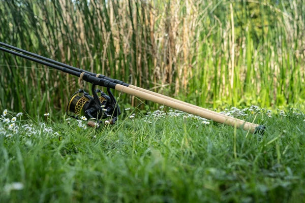 Load image into Gallery viewer, Nash Scope Cork / Canna Carpfishing con Impugnatura in Sughero
