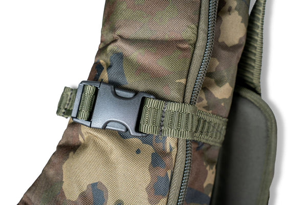 Carica immagine in Galleria Viewer, Nash Subterfuge Soft Protect Rod Skin - Porta Canne Imbottito 3 Canne
