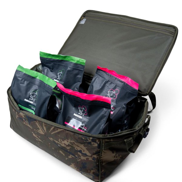 Laden Sie das Bild in Galerie -Viewer, Kevin Nash Subterfuge Big Freeze Cool Bag
