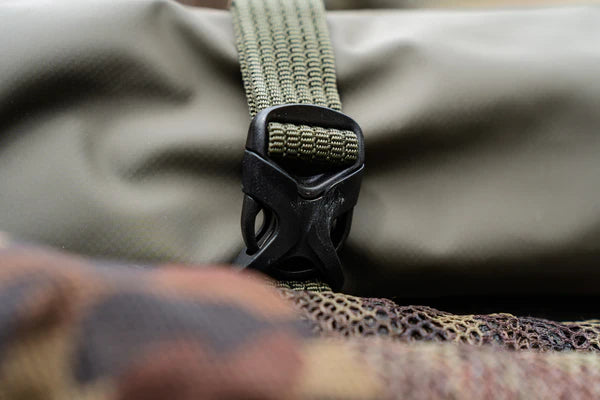 Laden Sie das Bild in Galerie -Viewer, Nash Scope OPS Soft Protect 3 Rod Skin - 10ft
