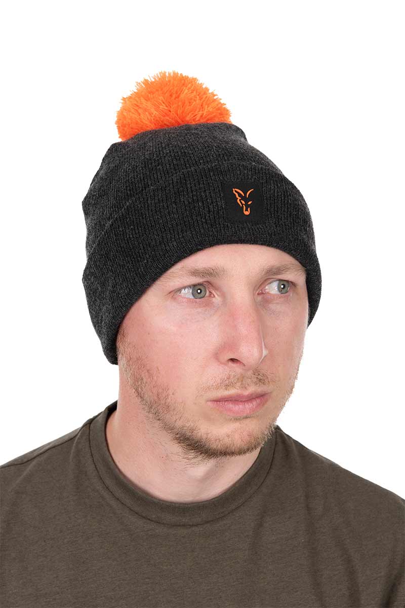 Load image into Gallery viewer, Fox Collection Bobble Hat - Black/Orange | Cappello a Pompon
