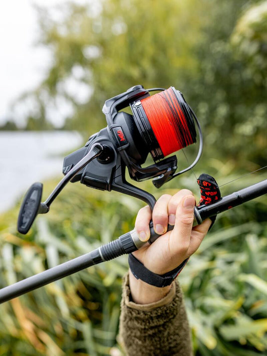 Spomb X Reel - Moulinet Professionnel pour Spodding