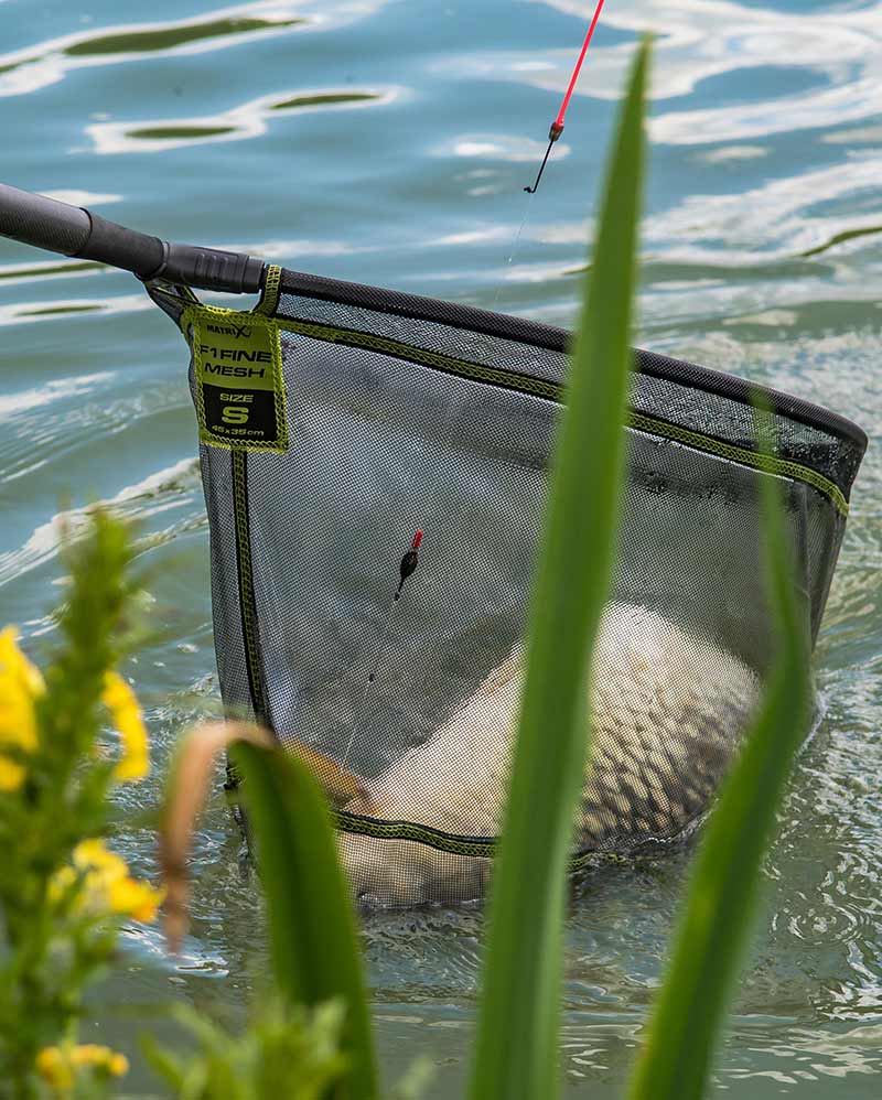 Load image into Gallery viewer, Matrix Fine Mesh Landing Net - Testa per Guadino a Maglia Fine
